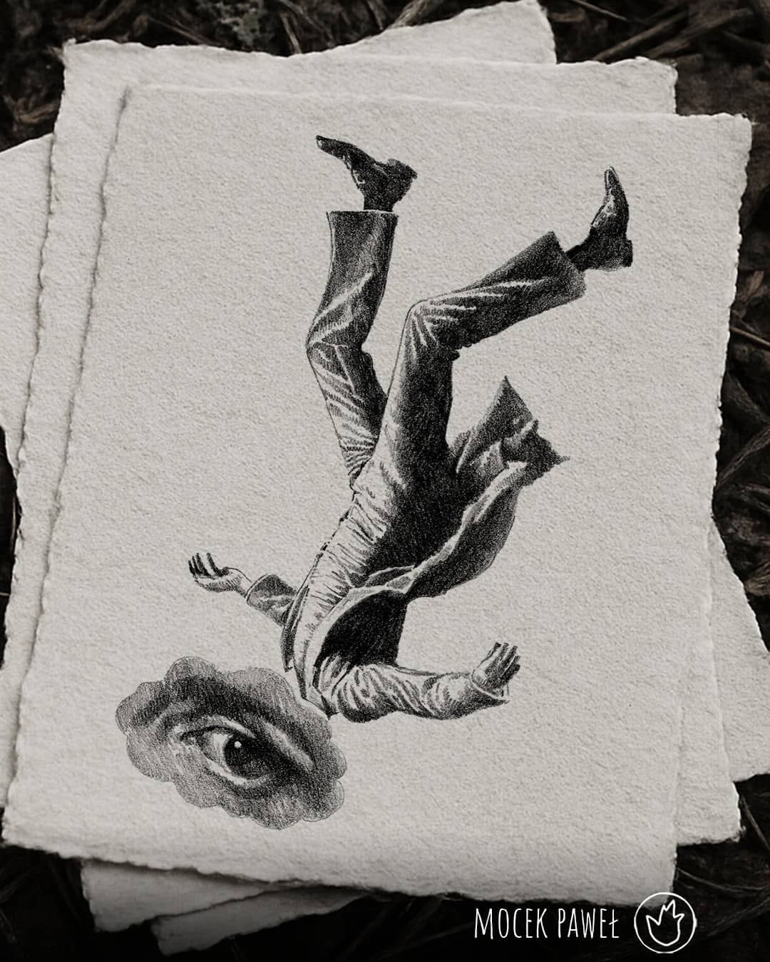 Tatuaż surrealistyczny przedstawiający postać mężczyzny z okiem w chmurze zamiast głowy, czarno-biała grafika, Paweł Mocek, Sztorm Tattoo Gdańsk